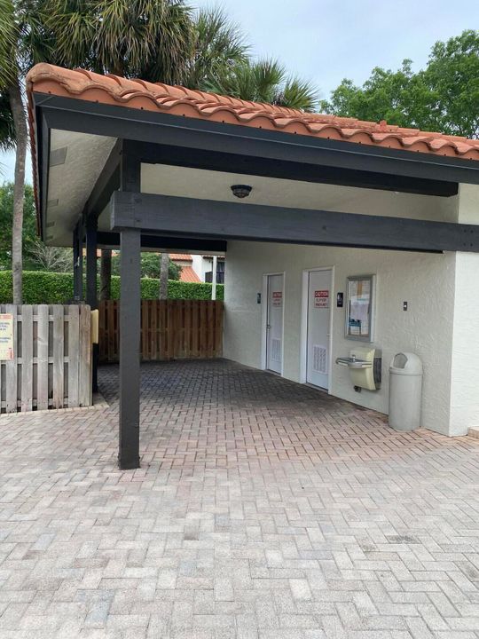 出租: $2,750 (2 贝兹, 2 浴室, 1108 平方英尺)