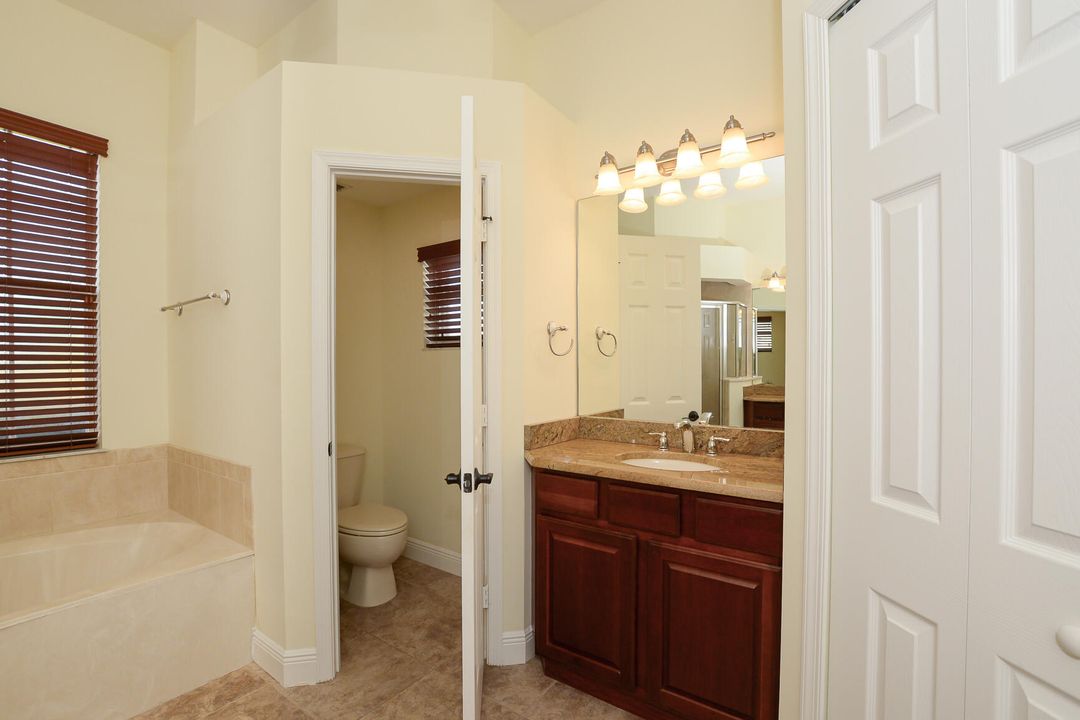 Active With Contract: $455,000 (4 beds, 2 baths, 2304 Square Feet)