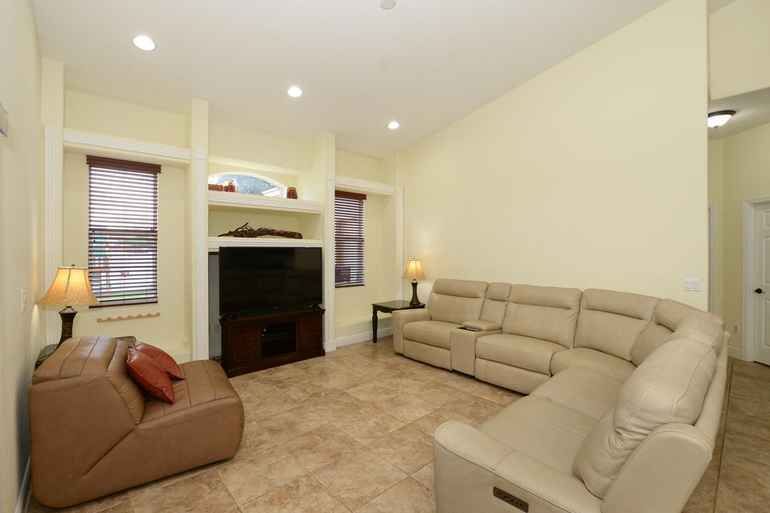 Active With Contract: $455,000 (4 beds, 2 baths, 2304 Square Feet)