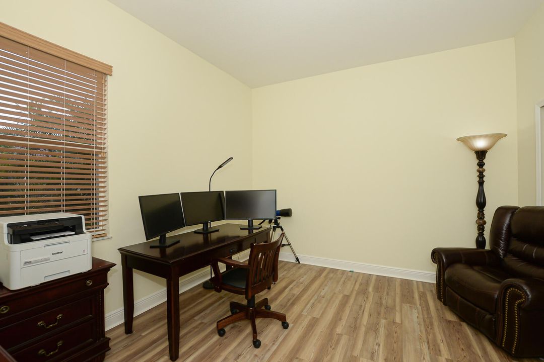 Active With Contract: $455,000 (4 beds, 2 baths, 2304 Square Feet)