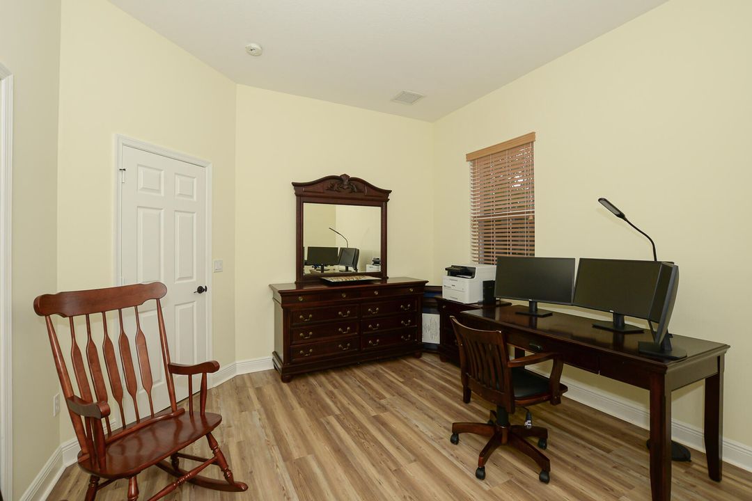 Active With Contract: $455,000 (4 beds, 2 baths, 2304 Square Feet)