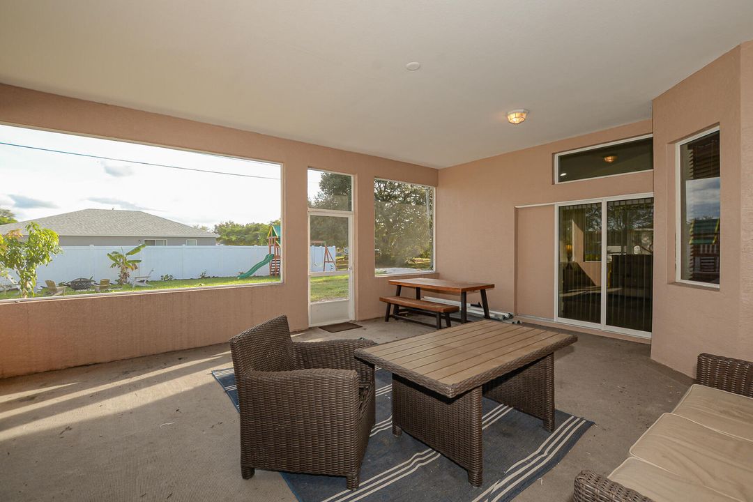 Active With Contract: $455,000 (4 beds, 2 baths, 2304 Square Feet)