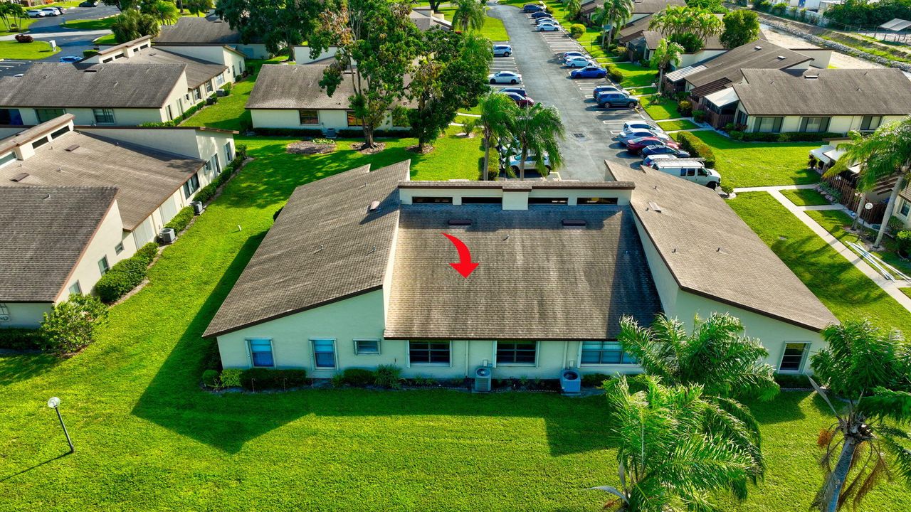 For Sale: $229,000 (2 beds, 2 baths, 1160 Square Feet)