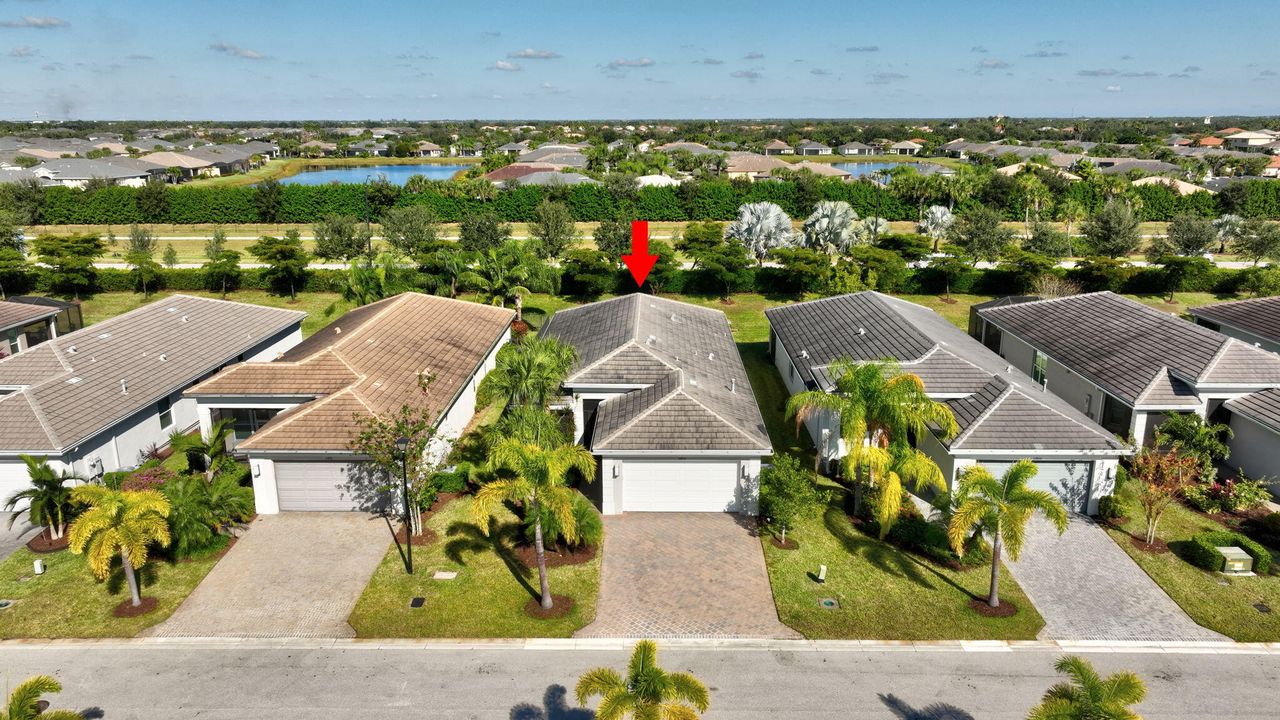 For Sale: $524,900 (3 beds, 2 baths, 1841 Square Feet)