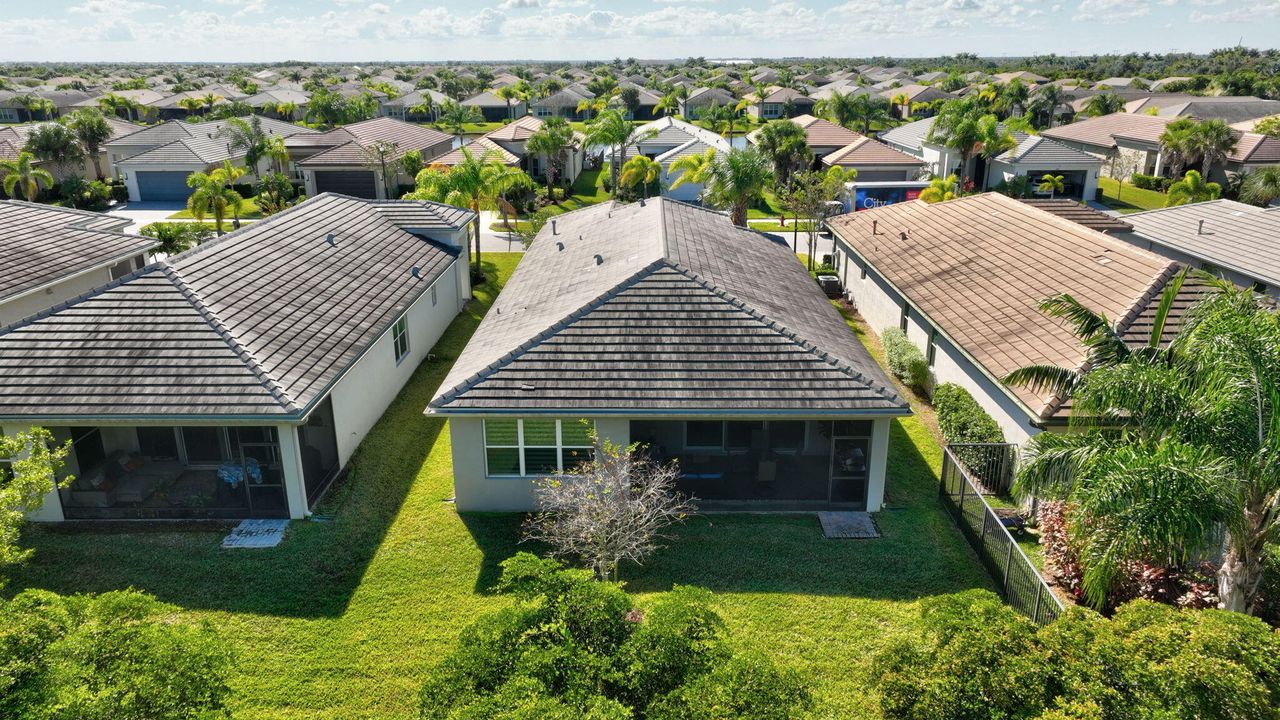 For Sale: $524,900 (3 beds, 2 baths, 1841 Square Feet)