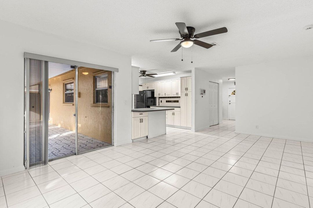 For Rent: $3,500 (3 beds, 2 baths, 1642 Square Feet)