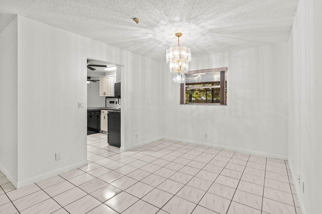 For Rent: $3,500 (3 beds, 2 baths, 1642 Square Feet)