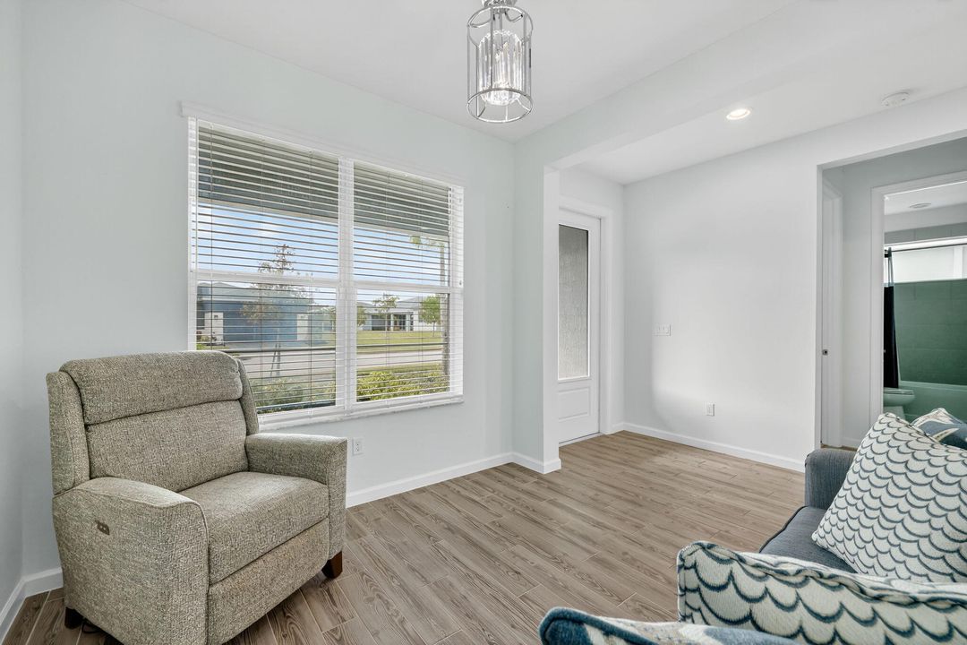 Active With Contract: $435,000 (3 beds, 2 baths, 2100 Square Feet)