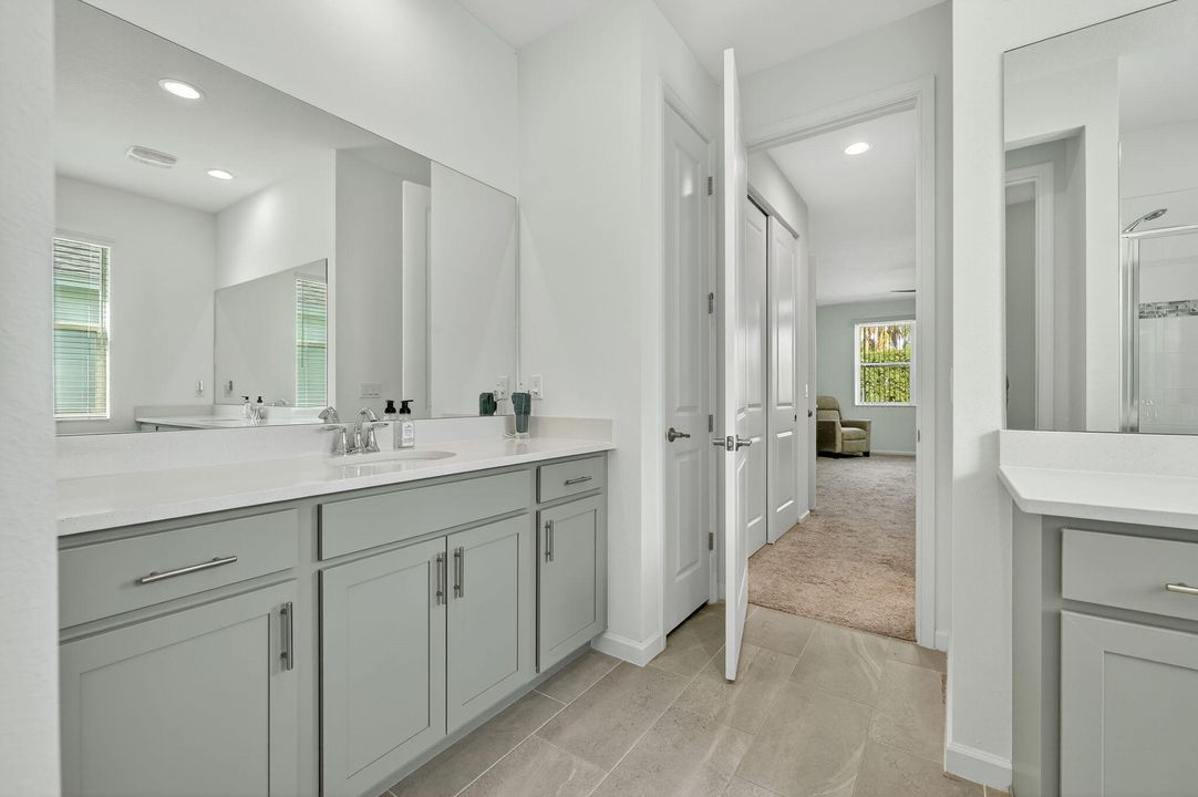 Active With Contract: $435,000 (3 beds, 2 baths, 2100 Square Feet)