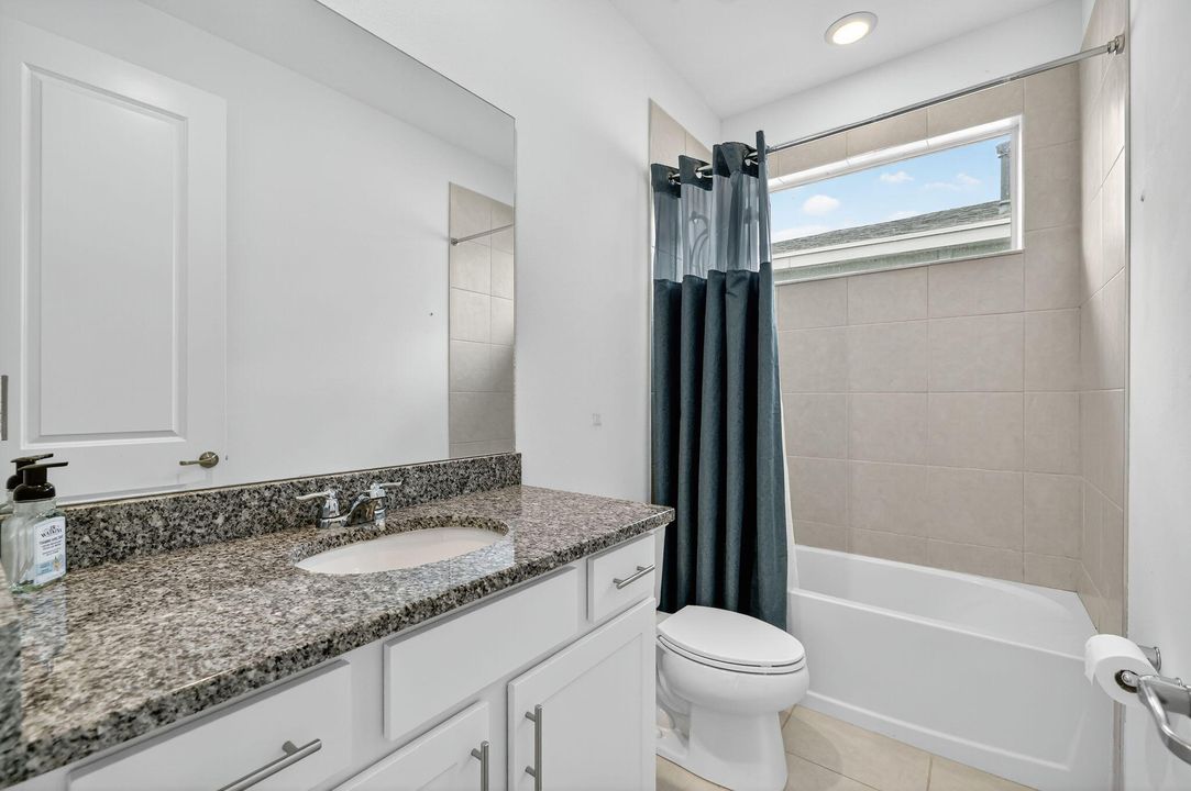 Active With Contract: $435,000 (3 beds, 2 baths, 2100 Square Feet)