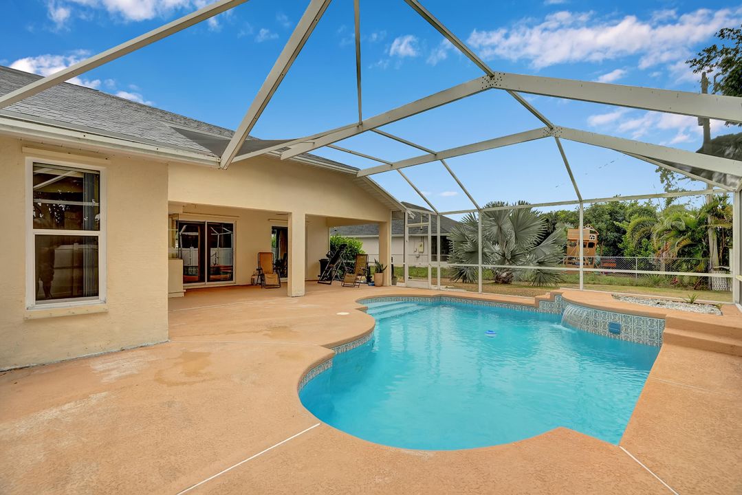 В аренду: $3,800 (3 спален, 2 ванн, 2142 Квадратных фут)