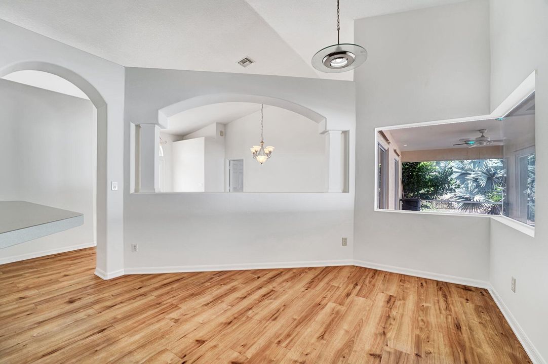 В аренду: $3,800 (3 спален, 2 ванн, 2142 Квадратных фут)