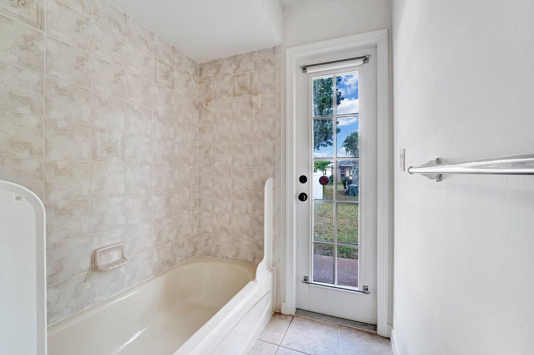 В аренду: $3,800 (3 спален, 2 ванн, 2142 Квадратных фут)