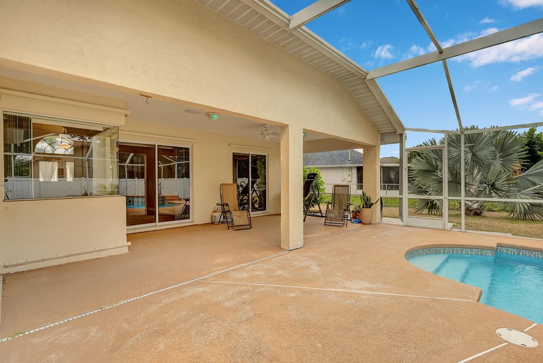 В аренду: $3,800 (3 спален, 2 ванн, 2142 Квадратных фут)