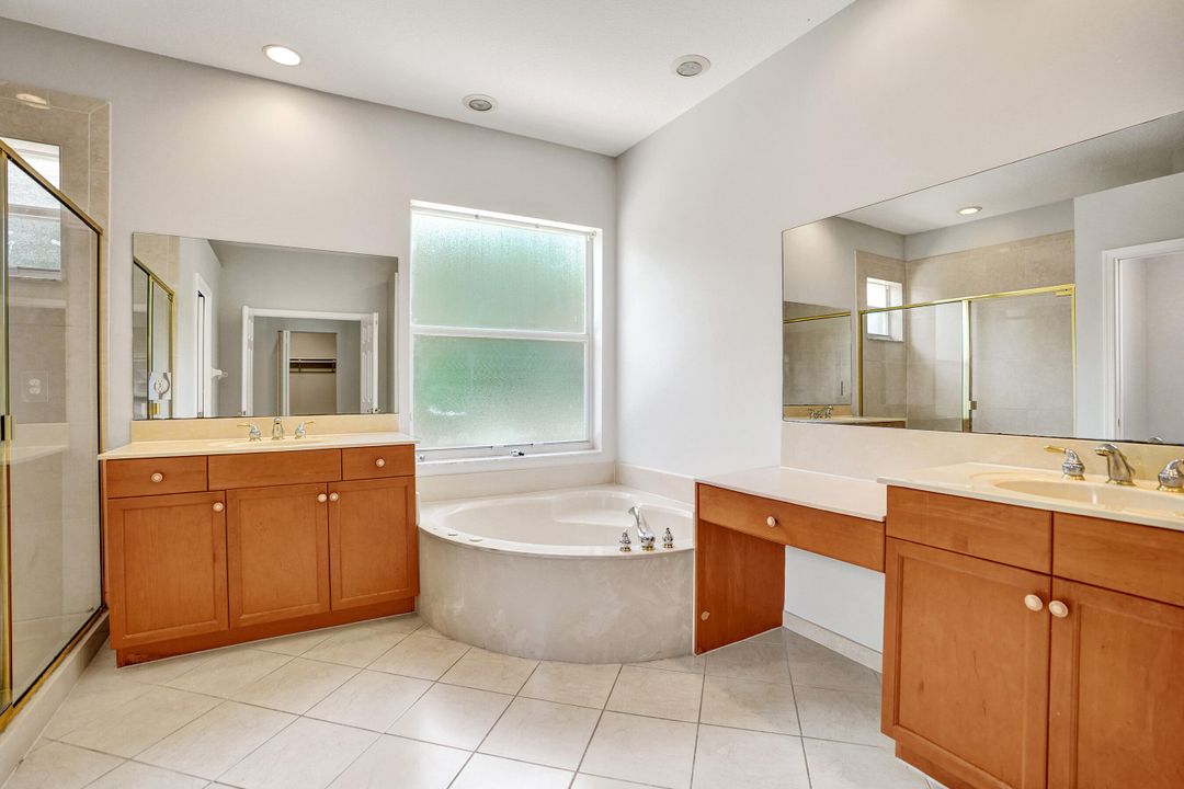 For Rent: $4,000 (4 beds, 2 baths, 3662 Square Feet)