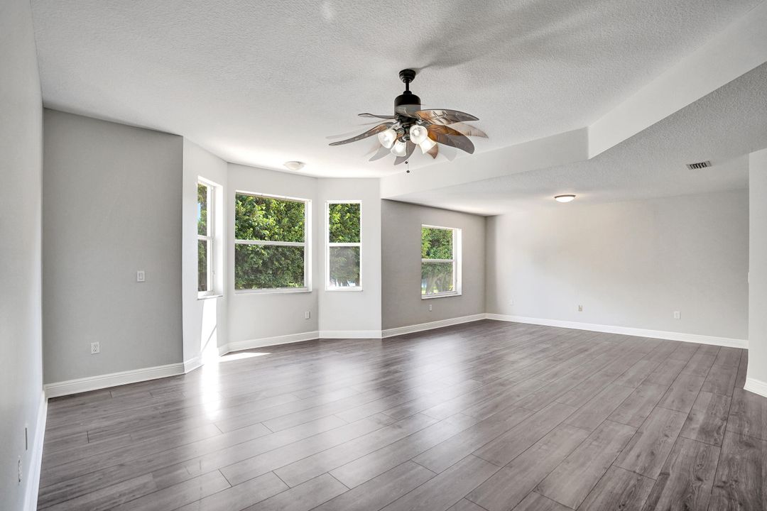 For Rent: $4,000 (4 beds, 2 baths, 3662 Square Feet)