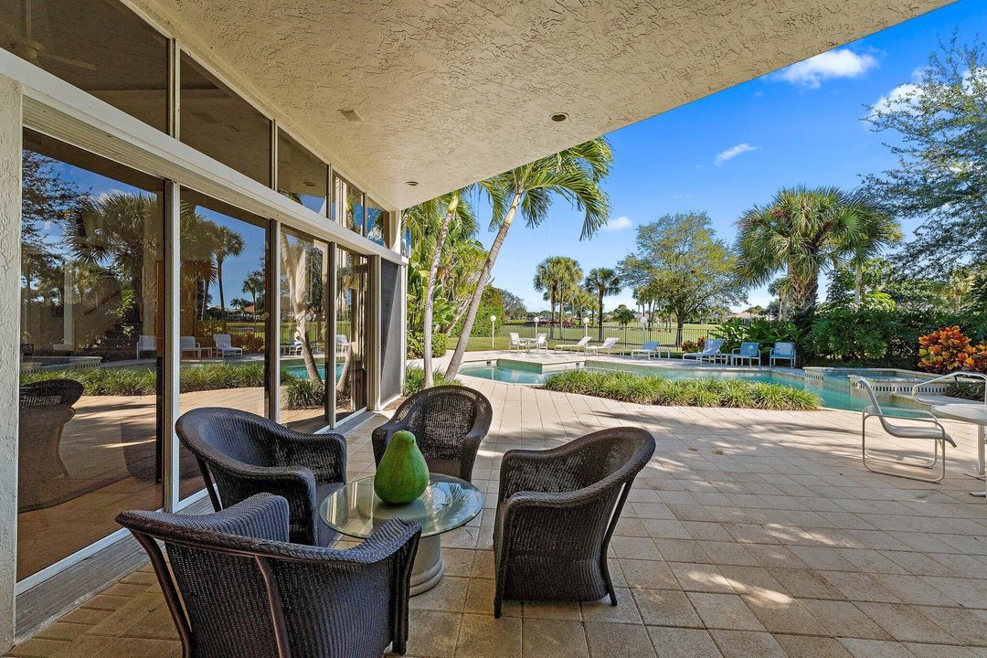 En Venta: $3,245,000 (4 camas, 4 baños, 4355 Pies cuadrados)