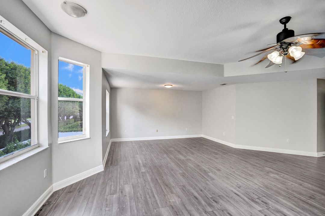 For Rent: $4,000 (4 beds, 2 baths, 3662 Square Feet)