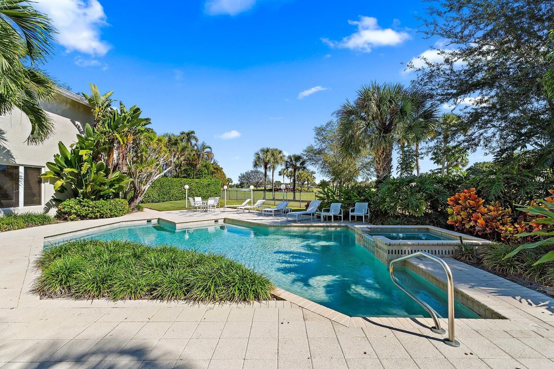 En Venta: $3,245,000 (4 camas, 4 baños, 4355 Pies cuadrados)