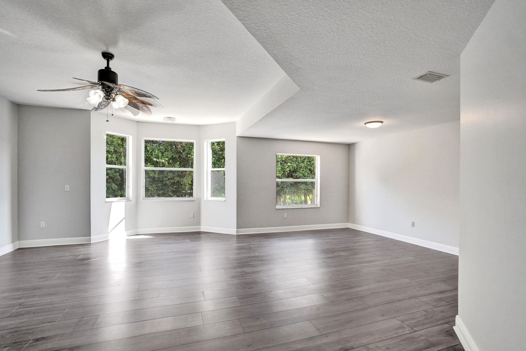 For Rent: $4,000 (4 beds, 2 baths, 3662 Square Feet)