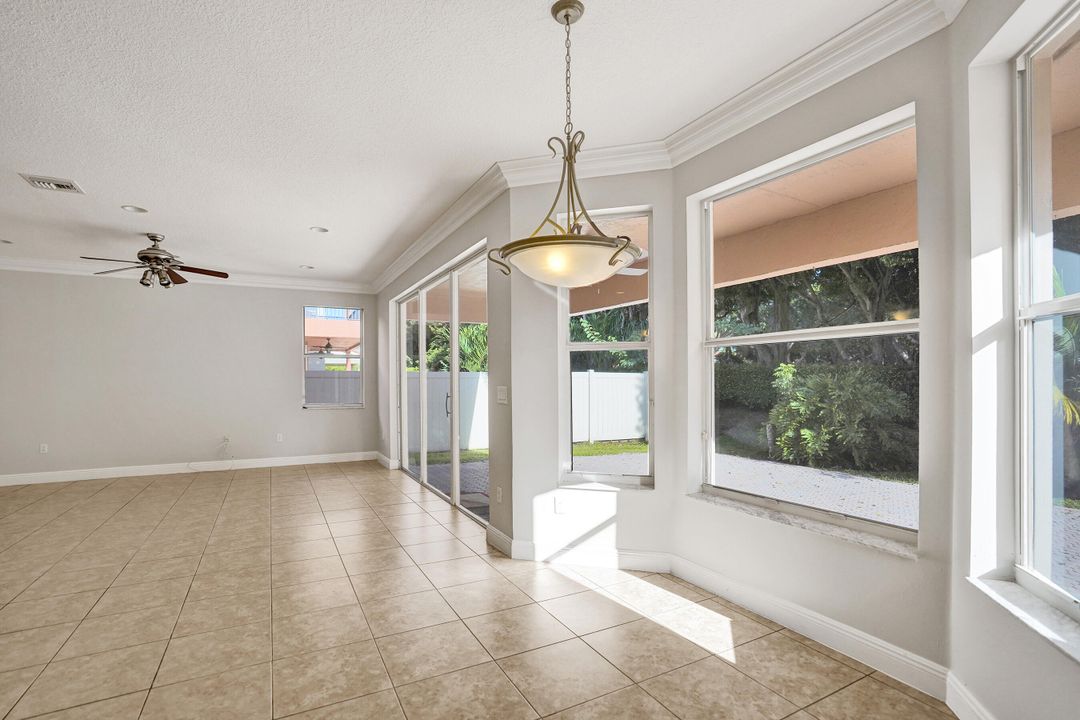 For Rent: $4,000 (4 beds, 2 baths, 3662 Square Feet)