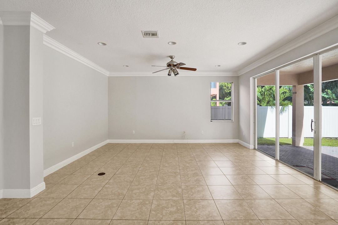 For Rent: $4,000 (4 beds, 2 baths, 3662 Square Feet)