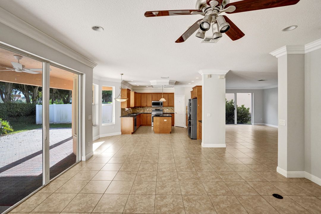 For Rent: $4,000 (4 beds, 2 baths, 3662 Square Feet)