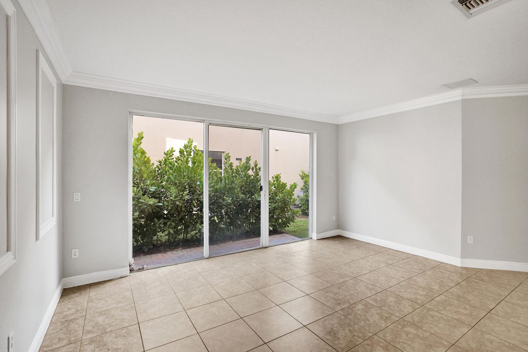 For Rent: $4,000 (4 beds, 2 baths, 3662 Square Feet)