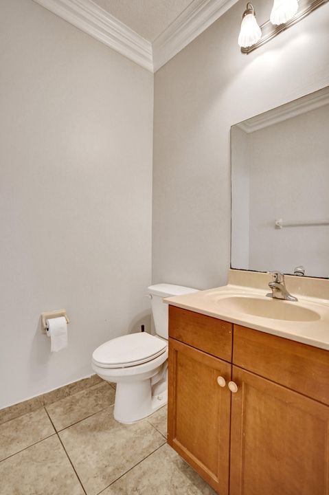 For Rent: $4,000 (4 beds, 2 baths, 3662 Square Feet)