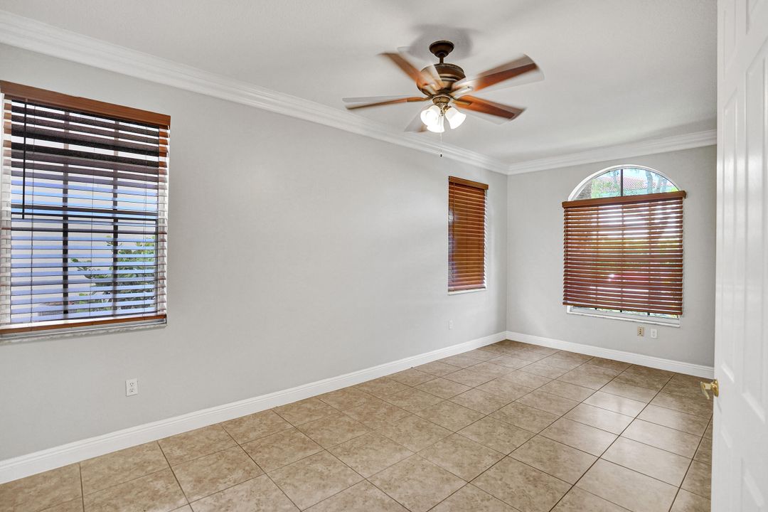 For Rent: $4,000 (4 beds, 2 baths, 3662 Square Feet)