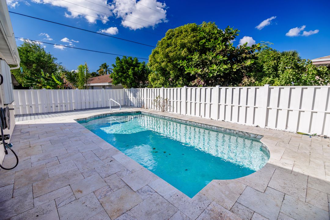 Recientemente alquilado: $2,150 (2 camas, 2 baños, 2278 Pies cuadrados)