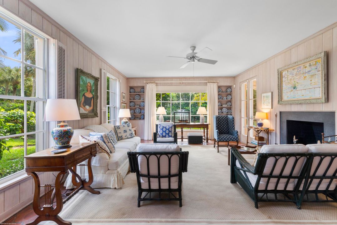 Active With Contract: $6,400,000 (7 beds, 4 baths, 3370 Square Feet)