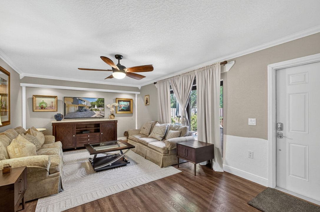 En Renta: $2,200 (2 camas, 2 baños, 1236 Pies cuadrados)