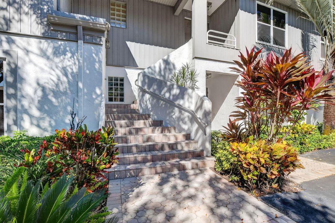 For Sale: $688,000 (3 beds, 2 baths, 1650 Square Feet)