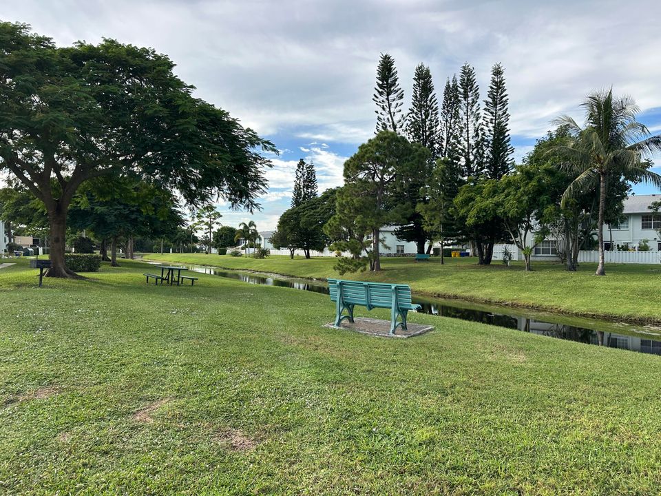 В аренду: $1,900 (2 спален, 2 ванн, 1106 Квадратных фут)