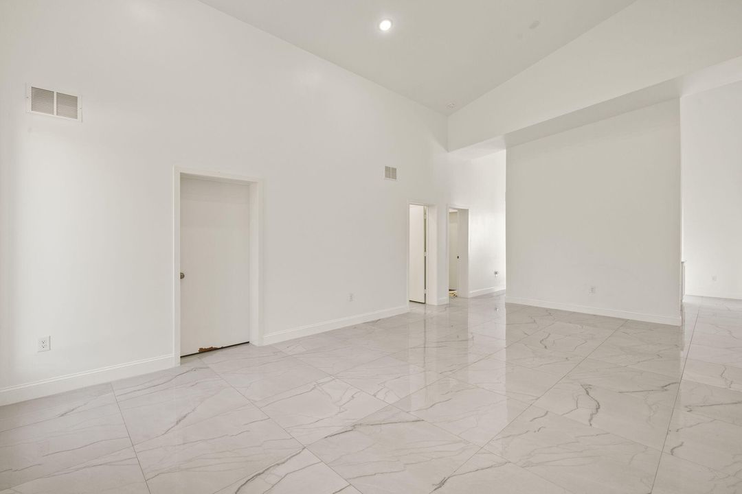 На продажу: $315,000 (3 спален, 2 ванн, 1616 Квадратных фут)