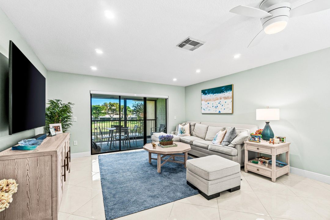 For Sale: $48,900 (2 beds, 2 baths, 1388 Square Feet)