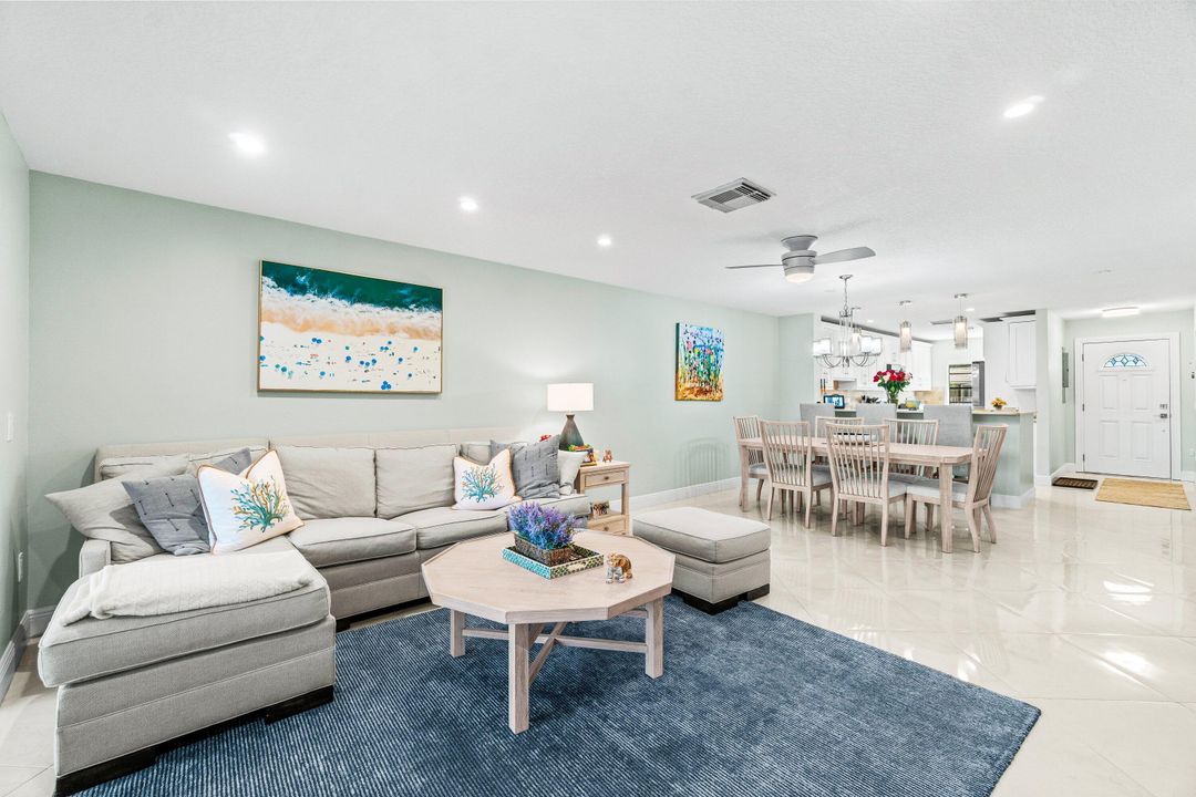 For Sale: $48,900 (2 beds, 2 baths, 1388 Square Feet)