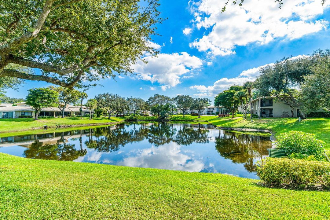 For Sale: $48,900 (2 beds, 2 baths, 1388 Square Feet)