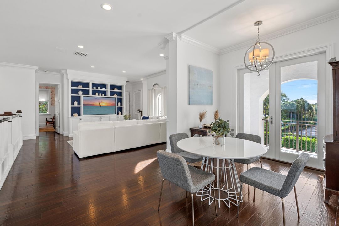 En Venta: $21,900,000 (8 camas, 6 baños, 6387 Pies cuadrados)