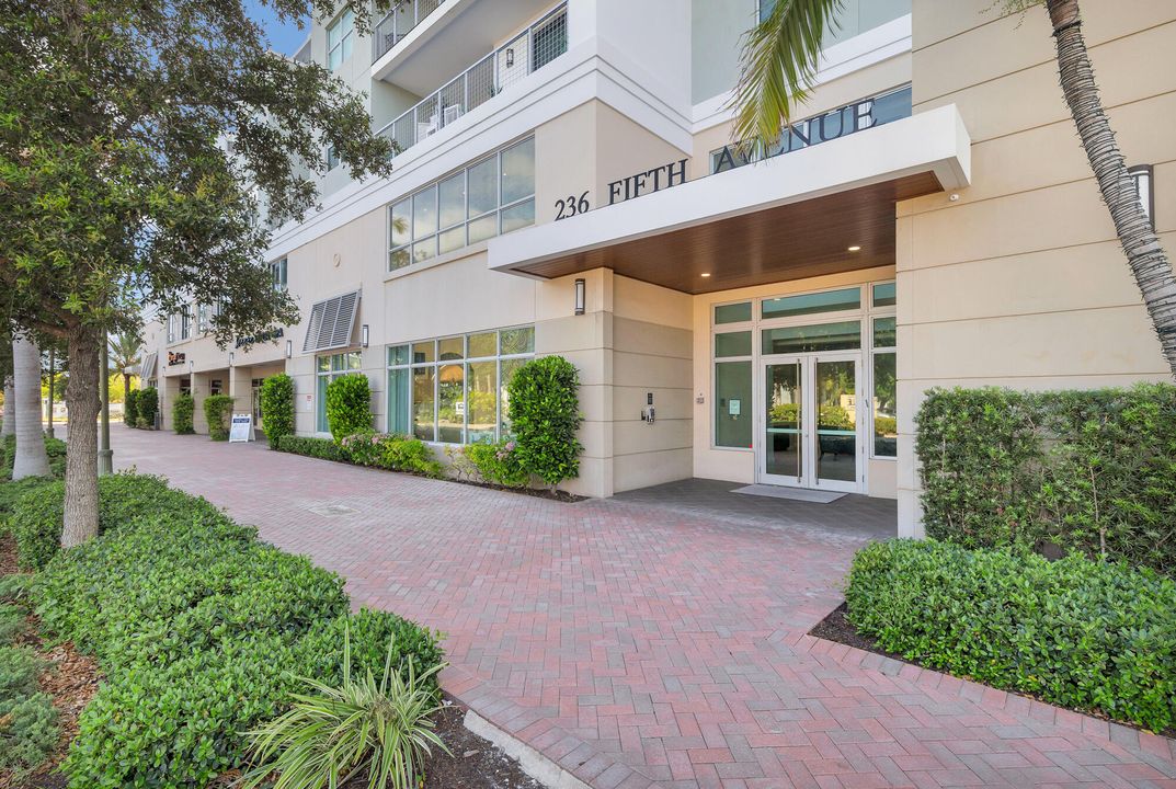 For Sale: $1,299,000 (2 beds, 2 baths, 1346 Square Feet)