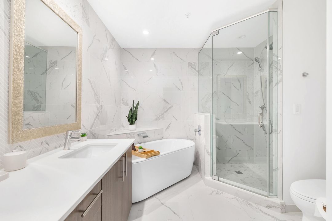 For Sale: $1,299,000 (2 beds, 2 baths, 1346 Square Feet)