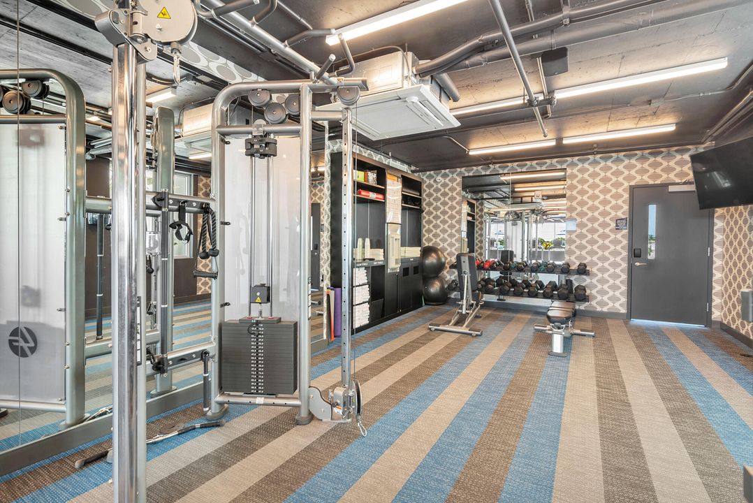 For Sale: $1,299,000 (2 beds, 2 baths, 1346 Square Feet)