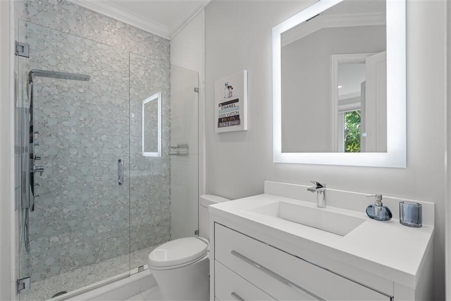 En Venta: $21,900,000 (8 camas, 6 baños, 6387 Pies cuadrados)