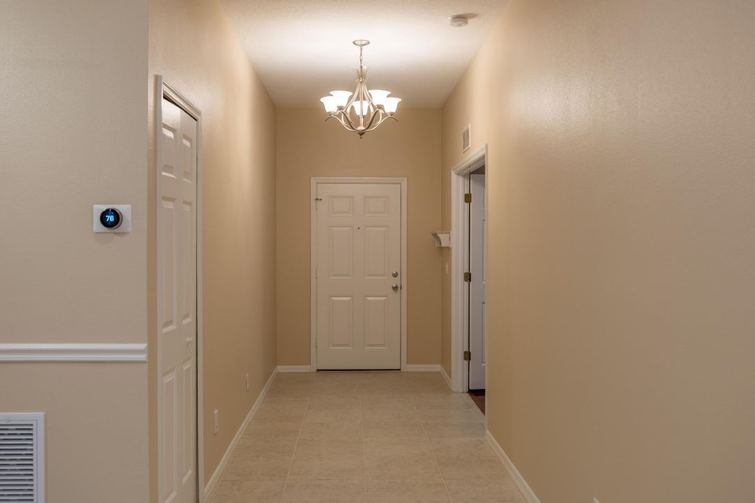 В аренду: $2,500 (4 спален, 2 ванн, 1922 Квадратных фут)