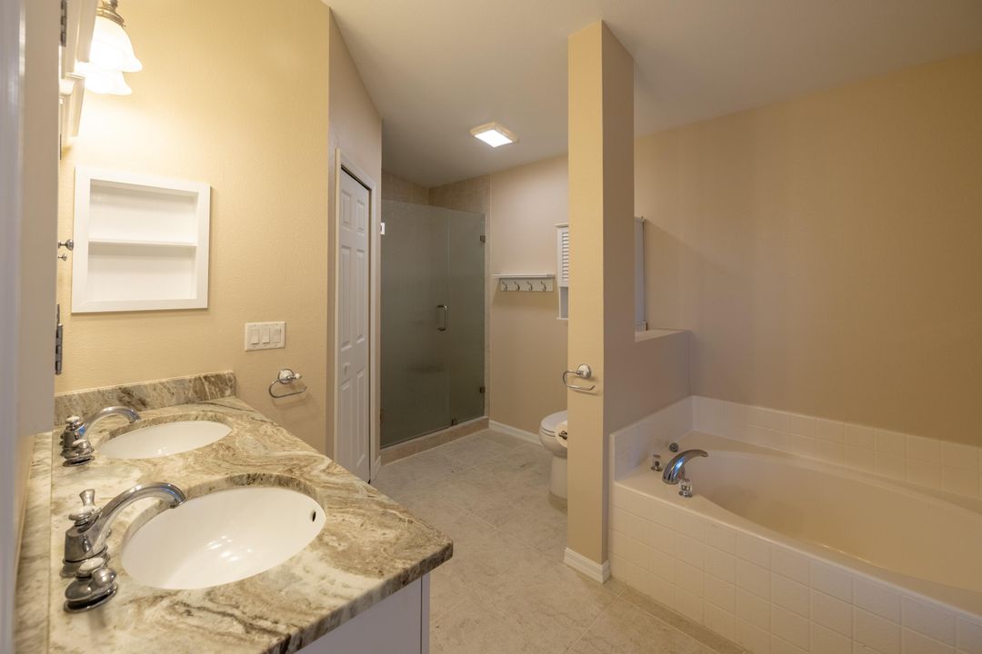 В аренду: $2,500 (4 спален, 2 ванн, 1922 Квадратных фут)