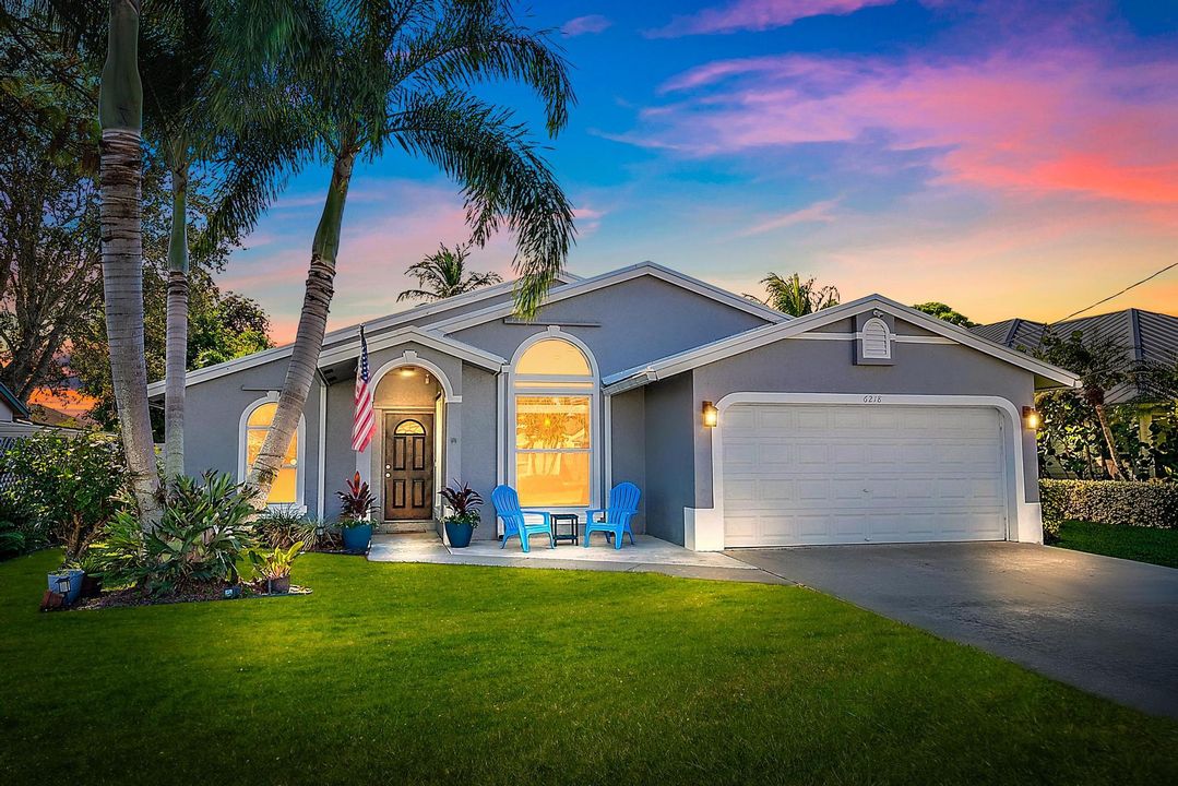 Vendido Recientemente: $664,900 (3 camas, 2 baños, 1470 Pies cuadrados)