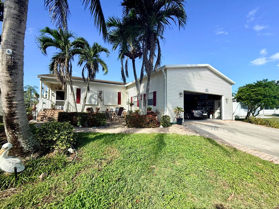 For Sale: $169,500 (3 beds, 2 baths, 1750 Square Feet)