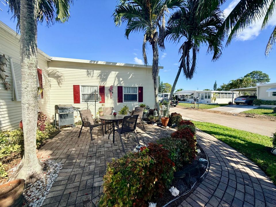 For Sale: $169,500 (3 beds, 2 baths, 1750 Square Feet)