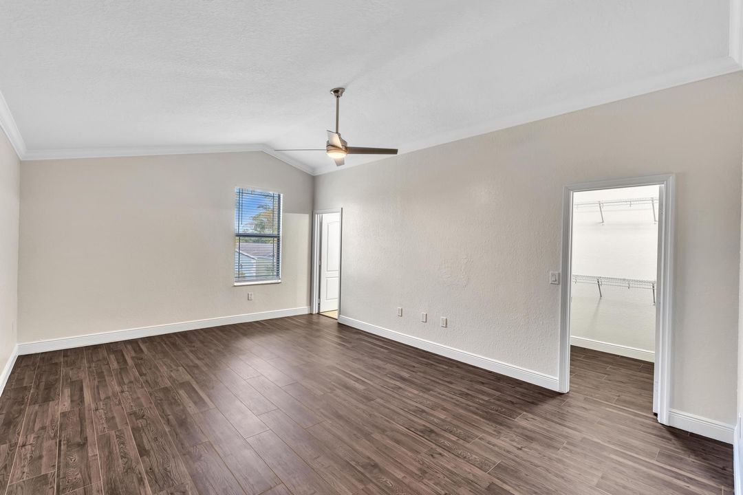 合同活跃: $420,000 (3 贝兹, 2 浴室, 1826 平方英尺)